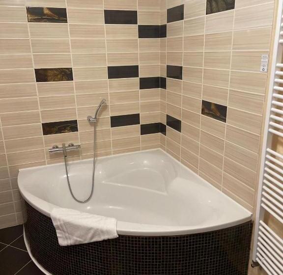 带2个卧室的公寓, Wellness Hotel Beethoven