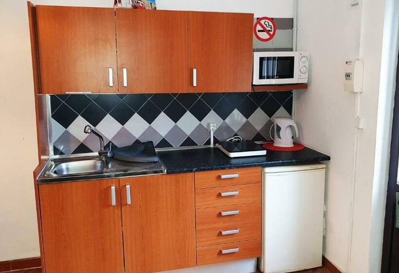 Студия Стандарт, Guesthouse Of Alcobaça
