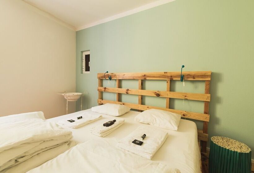 Quarto Estandar, WOT New Lisbon