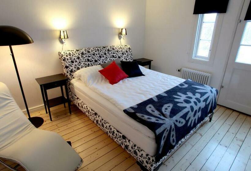 Номер Стандарт, Borgs Villahotell Och B&b