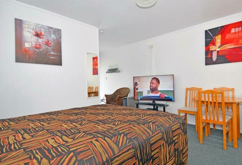 Номер Премиум, Celtic Motel