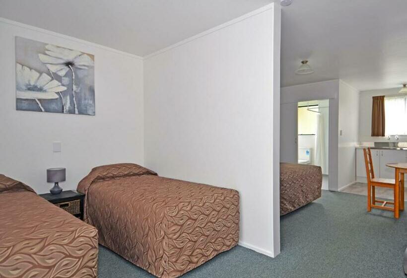 Классический Номер, Celtic Motel