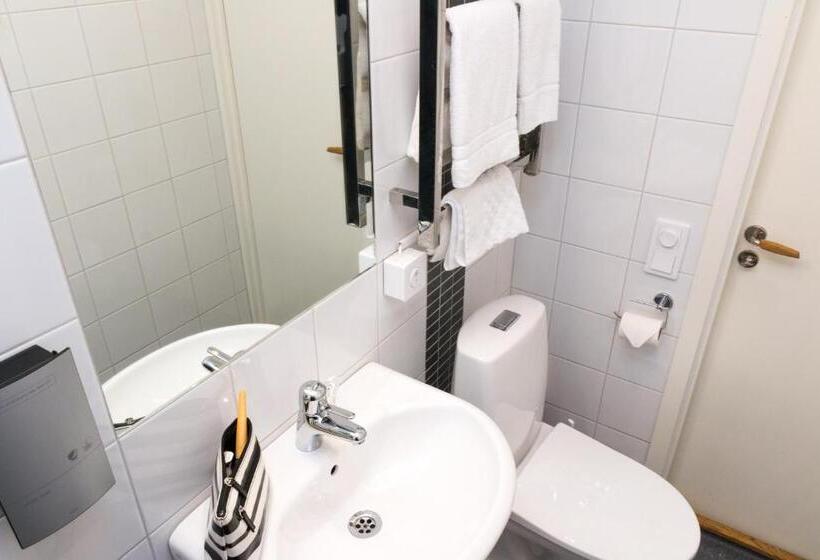 家庭间, Linköpings Cityhotell Och Vandrarhem