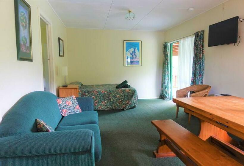 Семейные Апартаменты, Kiwi Park Motels