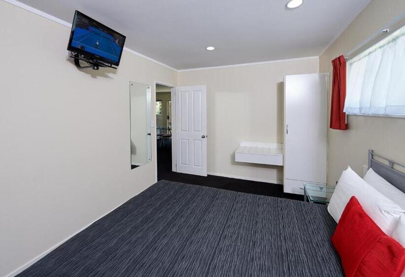 Апартаменты 2 Спальни, Livingston Motel