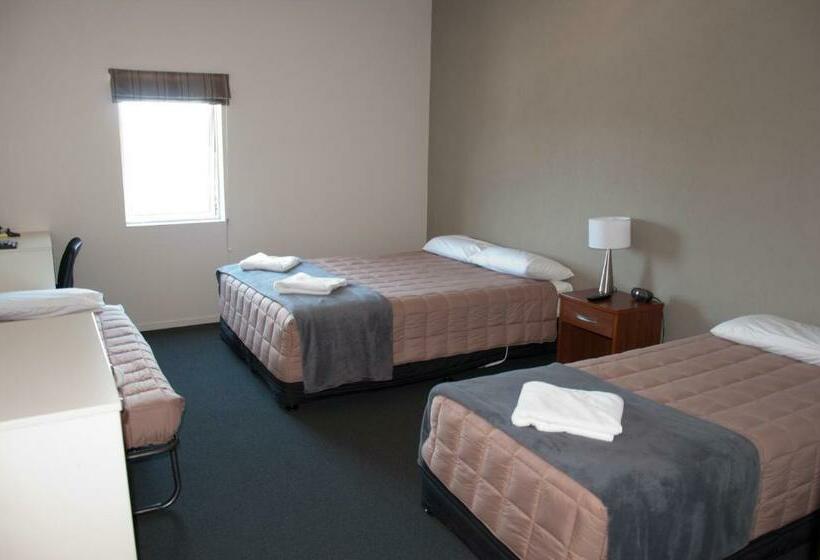 استودیوی استاندارد, Northpark Motel