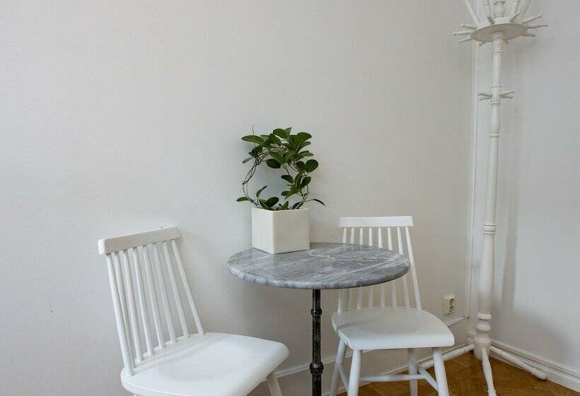 浴室共有ベーシックルーム, Systrar & Bonor Bed And Breakfast
