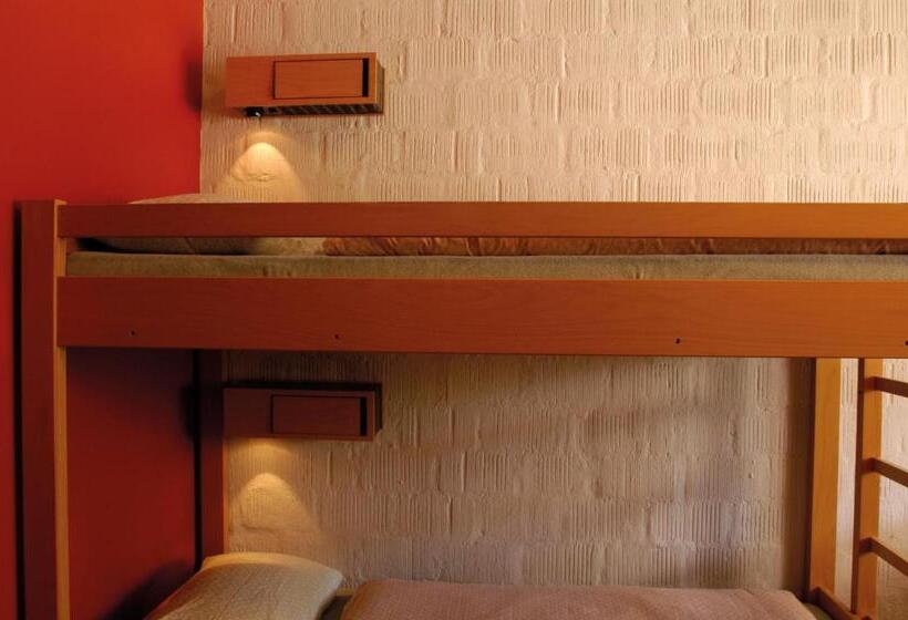 Кровать в Общей Комнате, Baden Youth Hostel