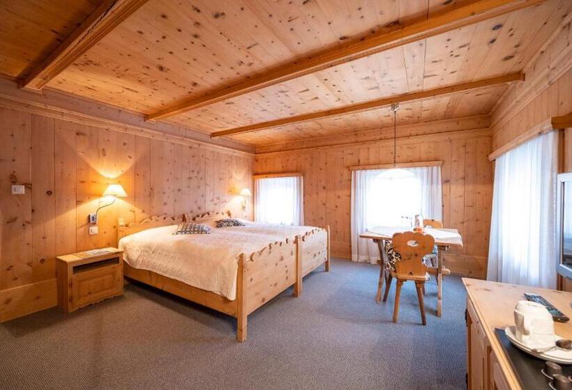 Номер Deluxe, Engiadina