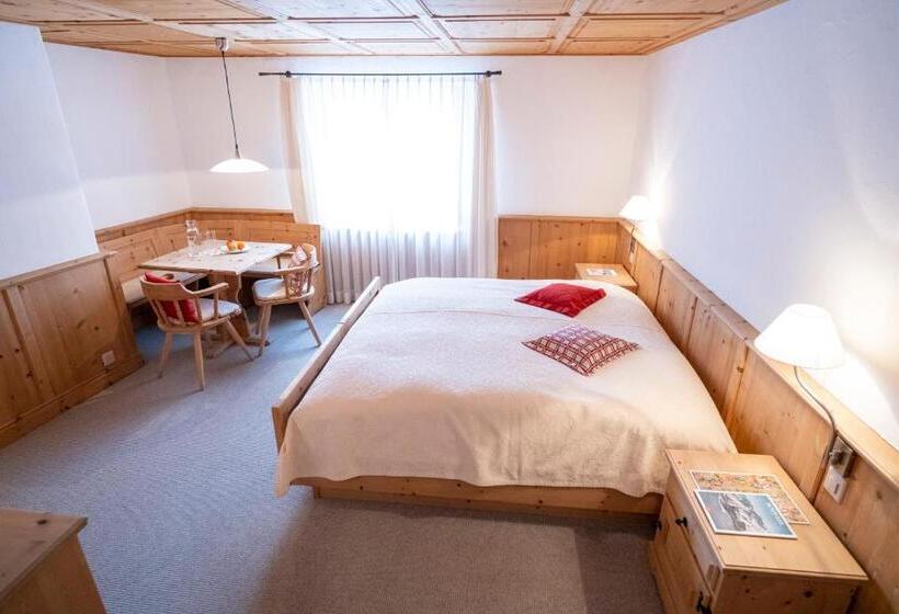 Номер Deluxe, Engiadina