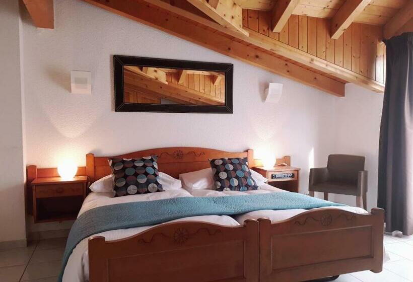 Номер Стандарт, Hôtel De Fully