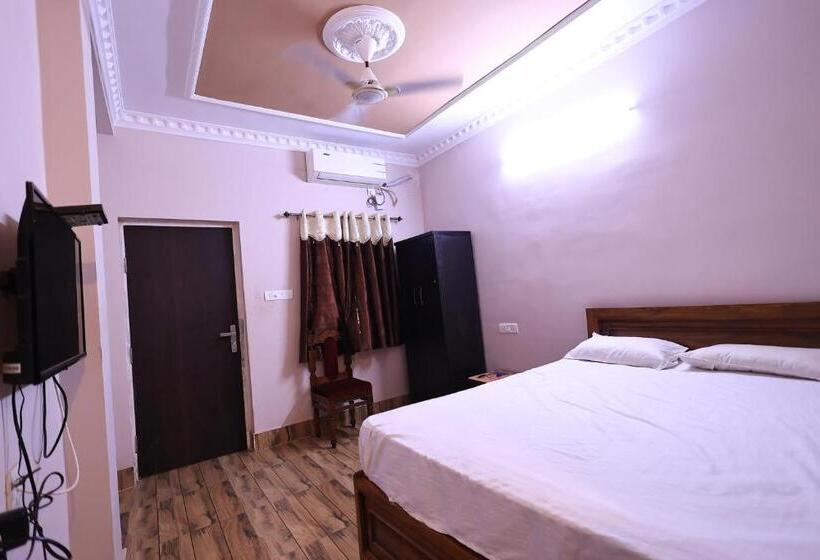 اتاق استاندارد, Gokul Bhawan