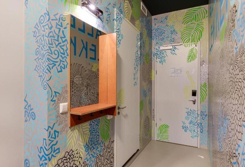 Standard Room, Clinknoord Hostel