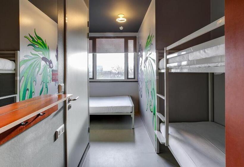 Standard Quadruple Room, Clinknoord Hostel