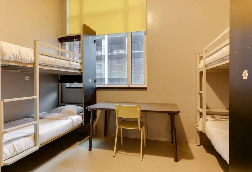 Bed in Shared Room, Clinknoord Hostel