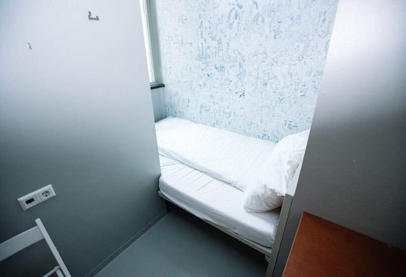 Standard Single Room, Clinknoord Hostel
