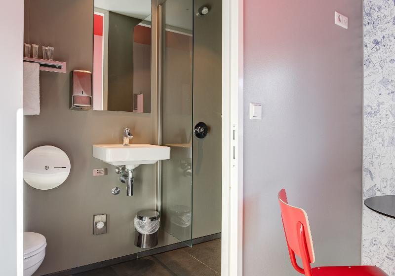 Standard Room, Clinknoord Hostel