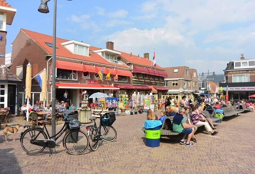 スタンダードルーム, De Boei