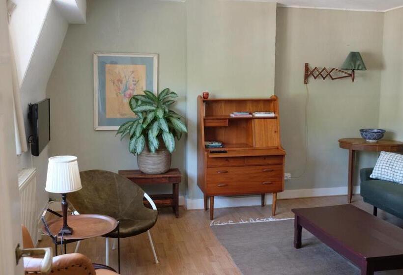 Apartamento 1 Dormitório com Terraço, Logis Pastis