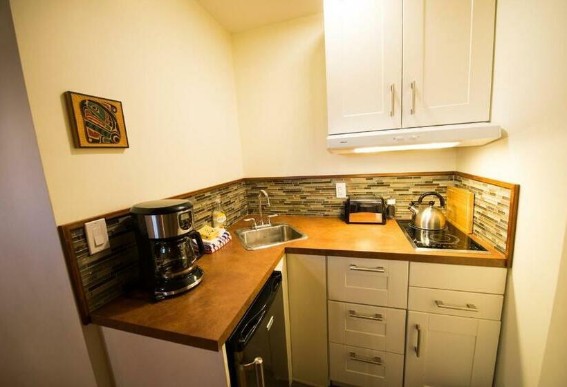 キングサイズベッドのデラックススイート, Skeena River House Bed & Breakfast