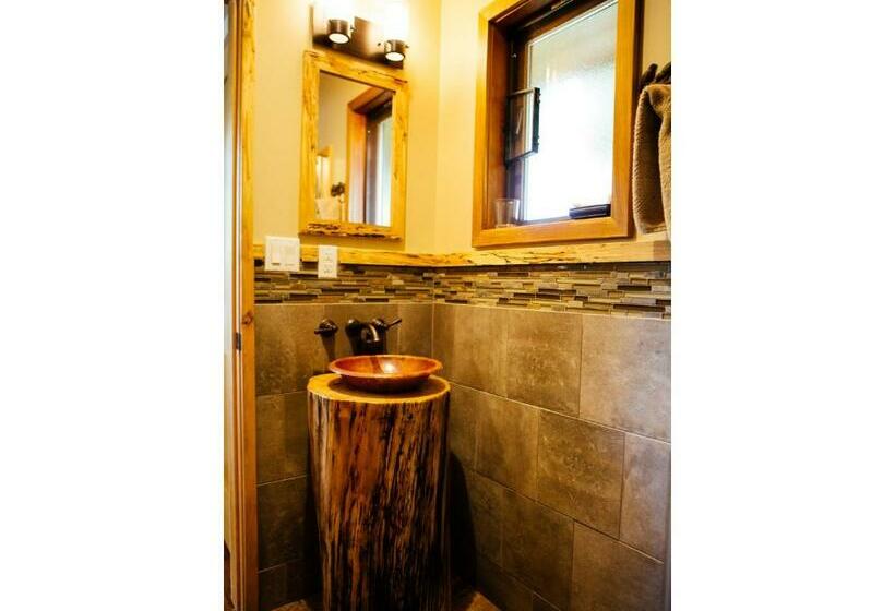 스탠다드 룸, Skeena River House Bed & Breakfast
