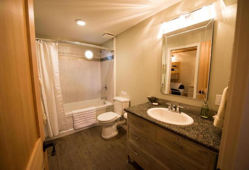 キングサイズベッドのデラックススイート, Skeena River House Bed & Breakfast