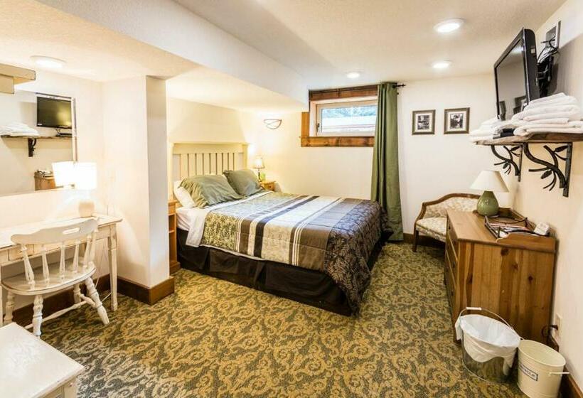Номер Стандарт, Rustlers Lodge