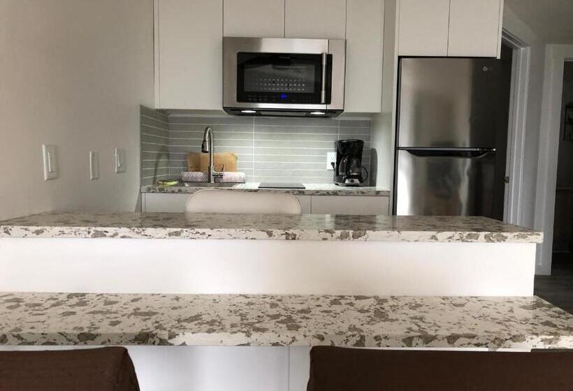 סוויטת 2 חדרי שינה, Qualicum Breeze Beach Resort