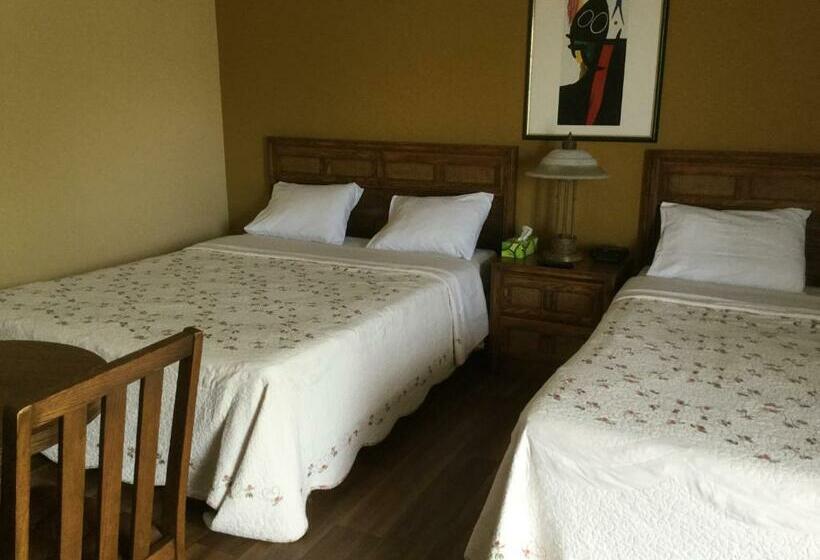 Номер Стандарт 2 Двуспальные Кровати, Motel Hospitalité