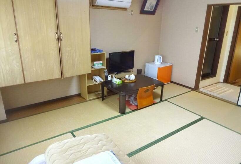 Quarto Triplo Estandar, Imazato Ryokan