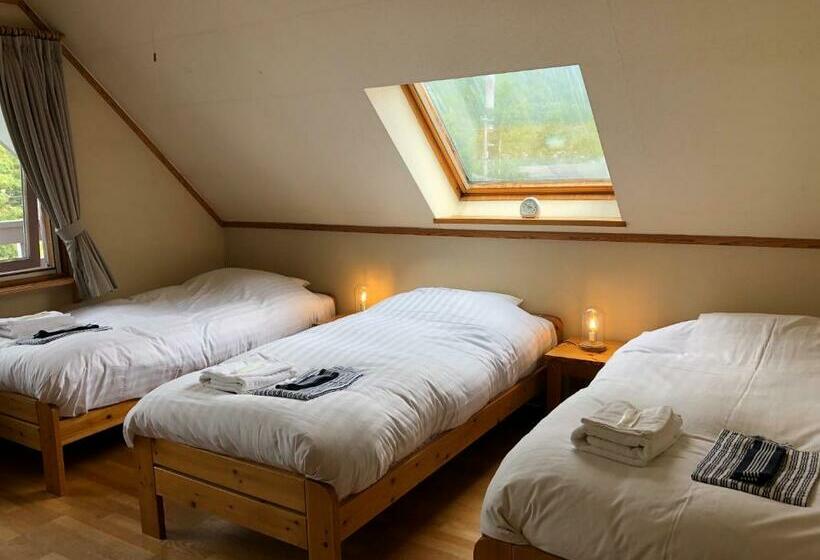 스탠다드 트리픔 룸 공동욕실, Rusutsu Lodges Pension Lilla Huset