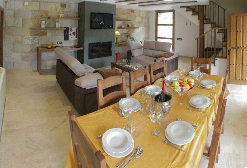 Дом 3 Спальни, Suites Finca Los Olivos
