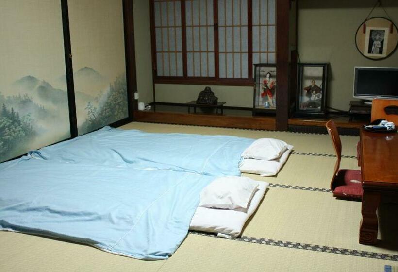 غرفة قياسية حمام مشترك, Tamonkan