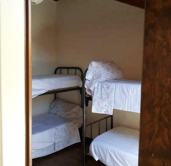 מיטה בחדר משותף, Albergue A Noguera