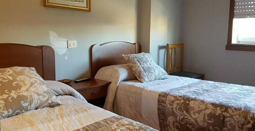 Номер Стандарт, Hostal Galicia Arteixo