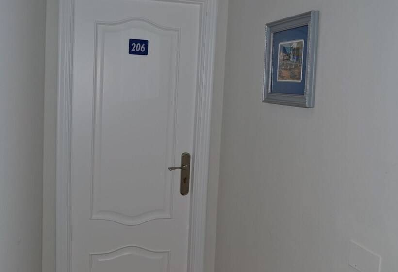Номер Стандарт, Hostal Galicia Arteixo