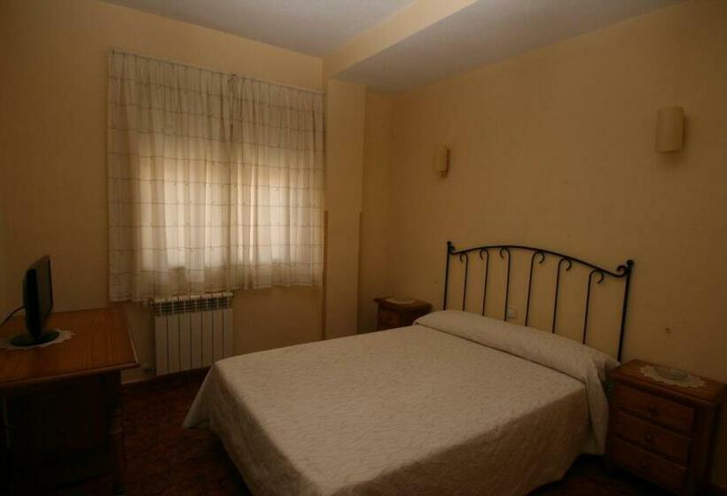 Номер Стандарт, Hostal Sunami