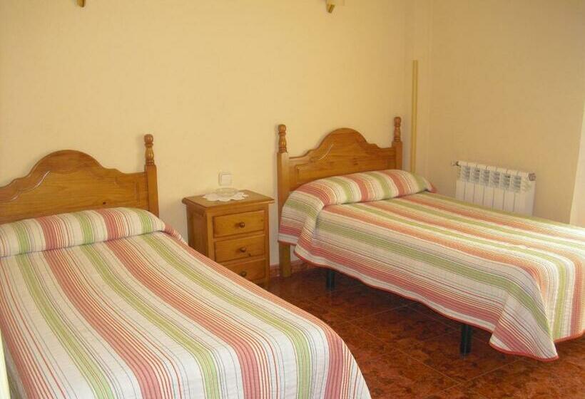 Номер Стандарт, Hostal Sunami