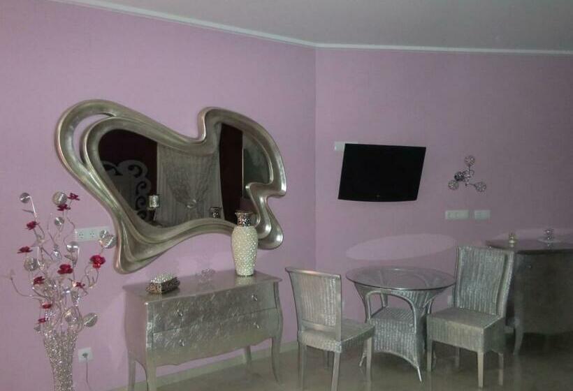 Номер Deluxe, Gasaqui