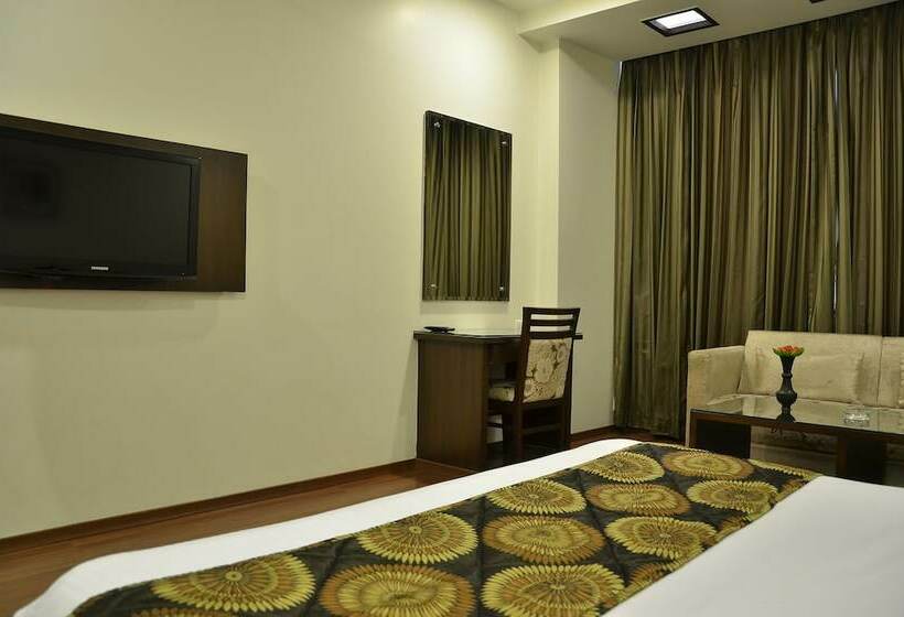 Номер Deluxe, Best Western Swing High Katra
