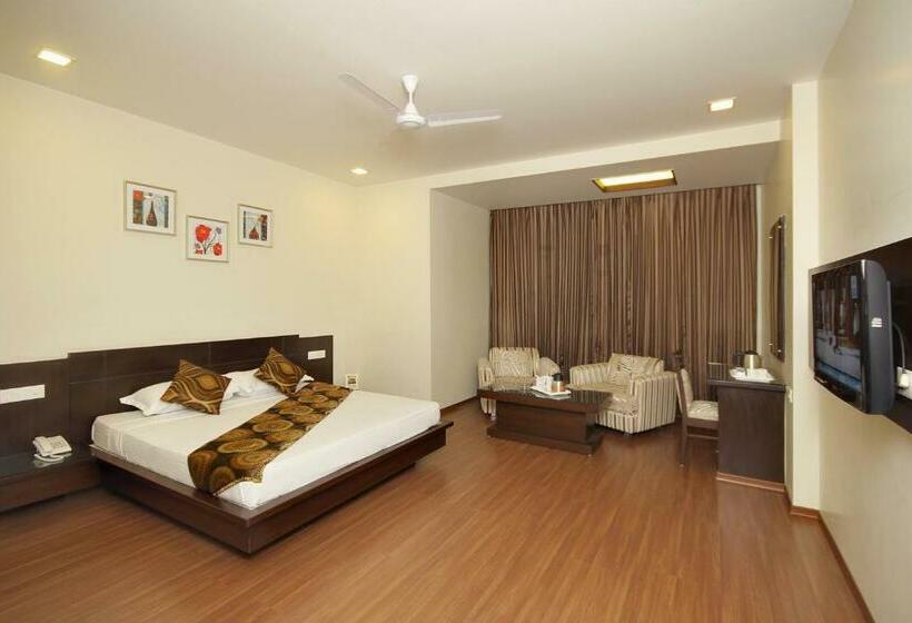 Номер Deluxe, Best Western Swing High Katra