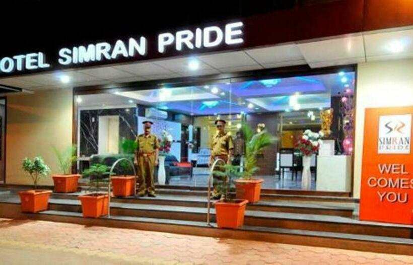 Номер Deluxe, Simran Pride, Raipur