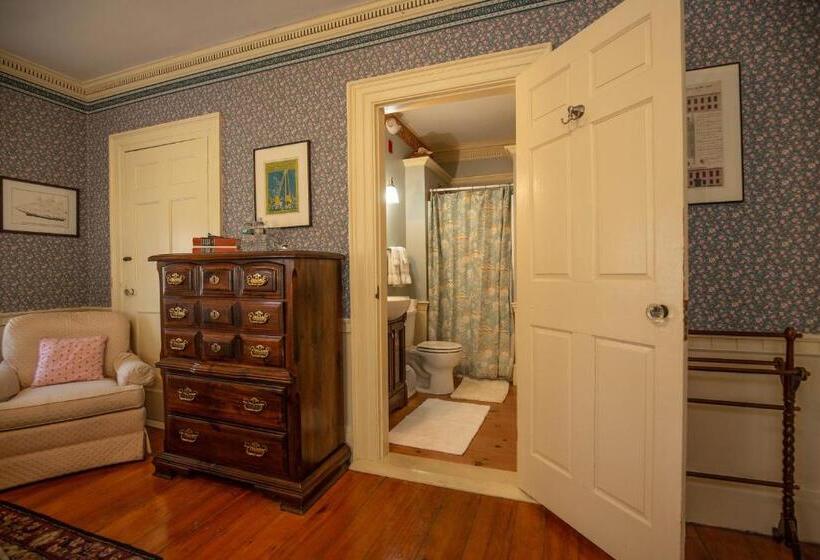 Номер Стандартный Кровать Куин, Clark Currier Inn