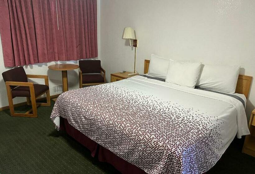 اتاق استاندارد یک نفره, Holiday Motel