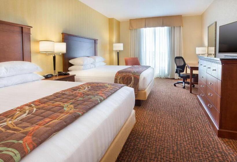 סוויטה, Drury Plaza Hotel Mt Vernon