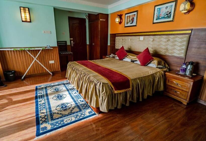 Номер Executive, Little Tibet Resort Mall Road