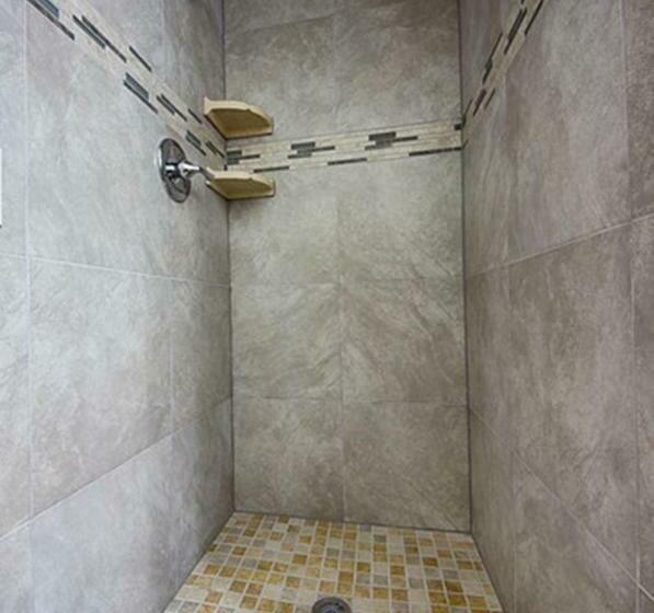 غرفة قياسية سرير كينج, Budget Inn