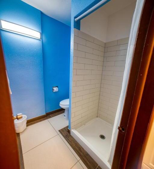 Номер Стандарт 2 Двуспальные Кровати, Budget Inn