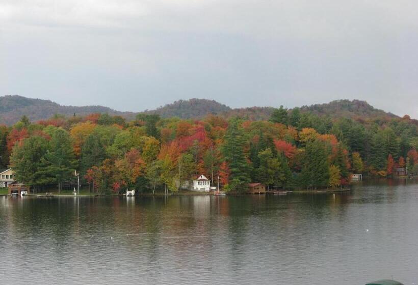 Хижина, Pine Knoll Hotel Lakeside Lodge & Cabin