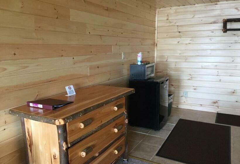 Номер Стандартный Кровать Куин, Pine Knoll Hotel Lakeside Lodge & Cabin